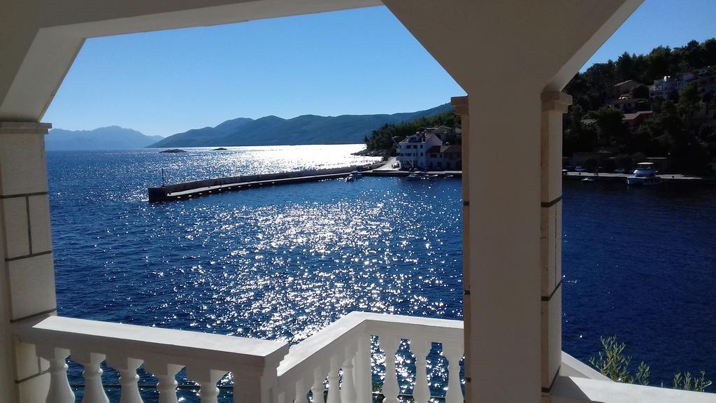 Apartments Gugic Приградица Экстерьер фото